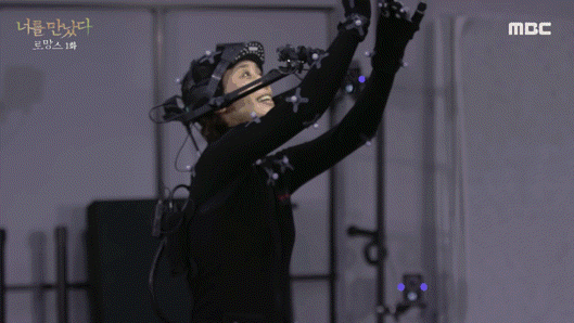 耗資7億,他用VR和去世4年的妻子再見面,全程淚目