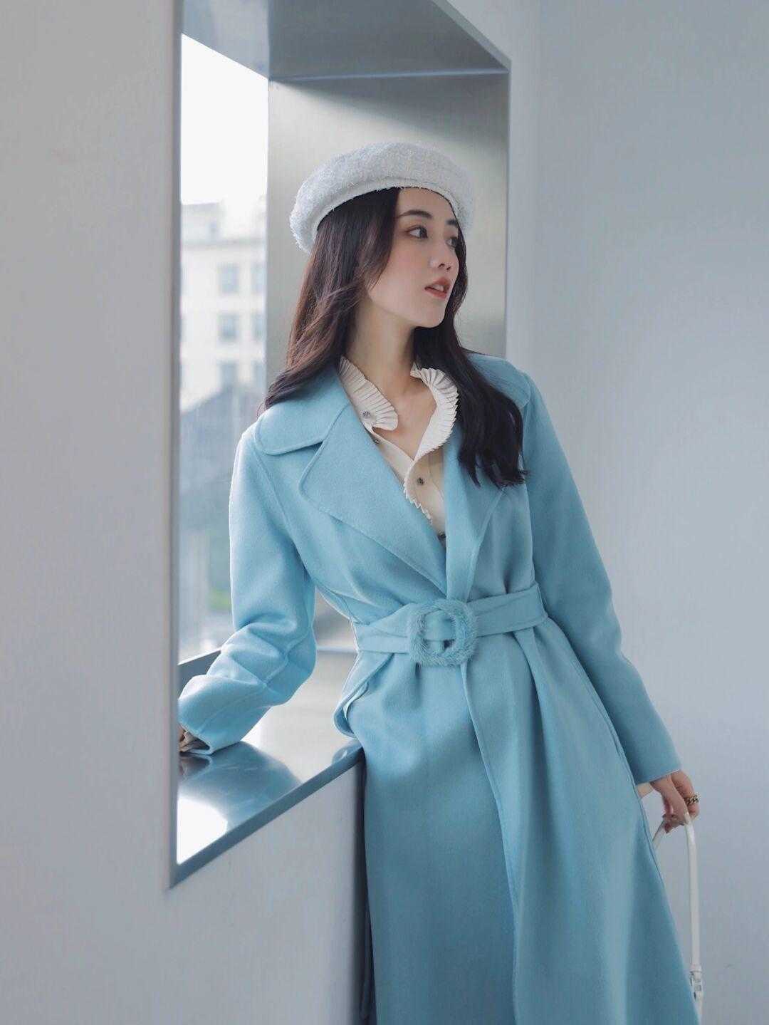 博主|大衣穿不出女人味不要怕,入手这款收腰款大衣,上身秒有小蛮腰