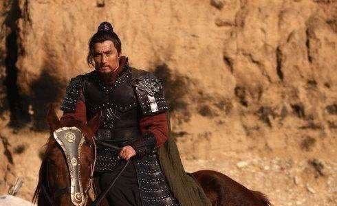 人生|武艺超群的林冲,开篇是人生赢家,后来却以懦夫的悲情谢幕