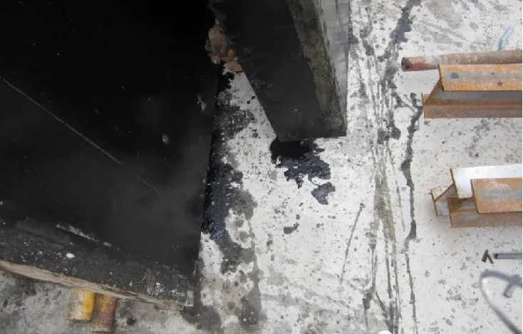 斜顶砖|墙面开裂的15个成因,施工请注意