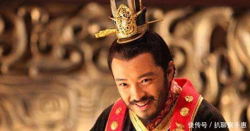 回来|相士劝皇帝别出宫,皇帝训斥道:回来就杀你!相士:你回不来啦