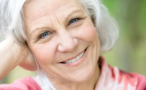 健康长寿|无论男女,过了60岁后想长寿,2件事尽量少做,再喜欢也要忍住