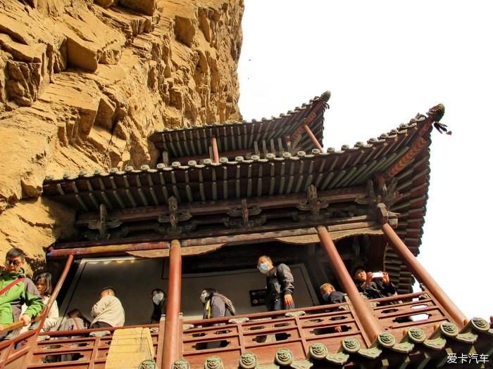  胜景|恒山胜景悬空寺，依托岩石很壮观