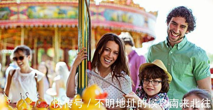 父母|17岁女儿剪爸爸衣服,薅母亲头发,因一双800元的鞋,而彻底爆发