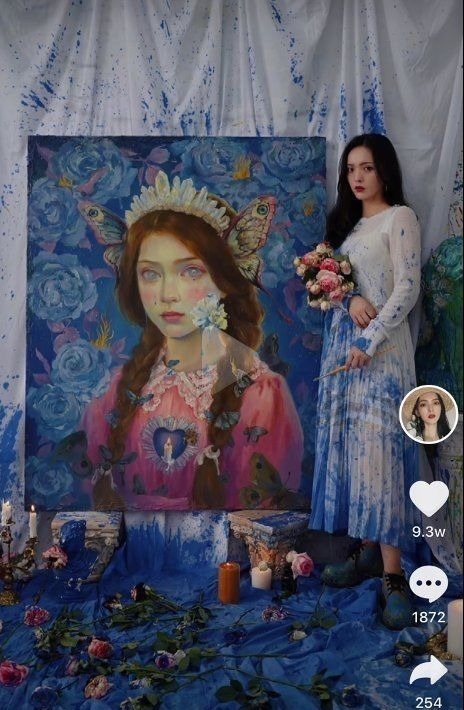 李子柒$一个人,一支笔,拥粉近千万,赵小黎是如何在绘画领域一路蹿红的?