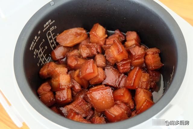 红烧肉怎么做才好吃？试试这个做法！零厨艺做硬菜，简单又好吃