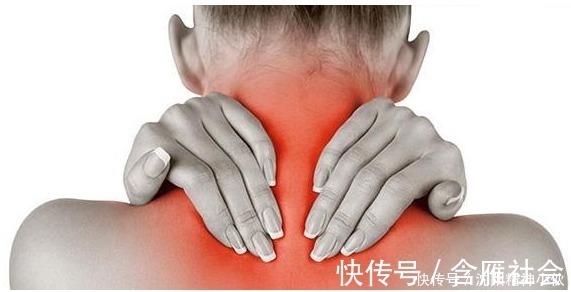 症状|头晕?肿胀?慢性颈部软组织损伤在作怪!