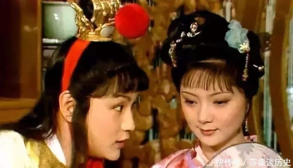 情场|薛宝钗、林黛玉在情场上“战术”对比注定宝钗取得胜利