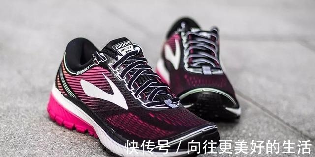 跑步者 世界四大跑鞋品牌之首!