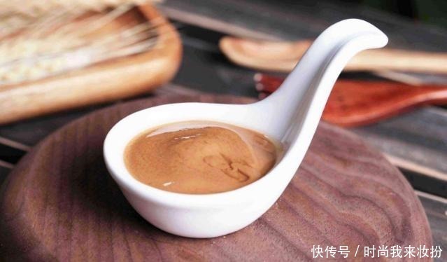 稀释芝麻酱,用水还是用油弄错了,芝麻酱不香,不细腻也不顺滑