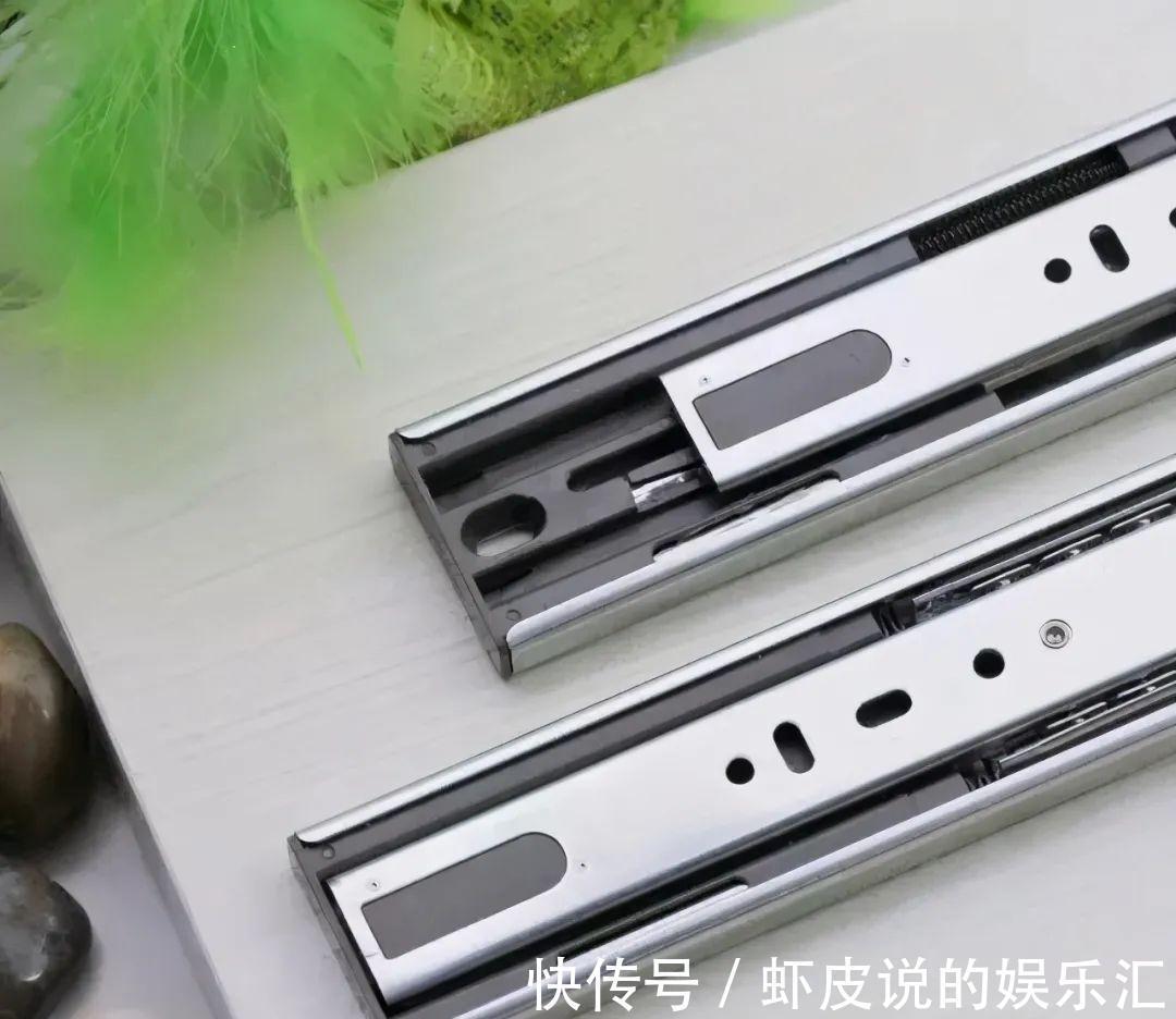 烤漆板|定制橱柜水太深？掌握这些橱柜定制的小知识，谁也忽悠不了你！