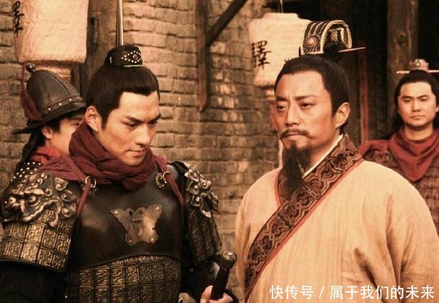 李逵|李逵喝下毒酒后,才真正识破宋江真实嘴脸,道出19个字,字字诛心!