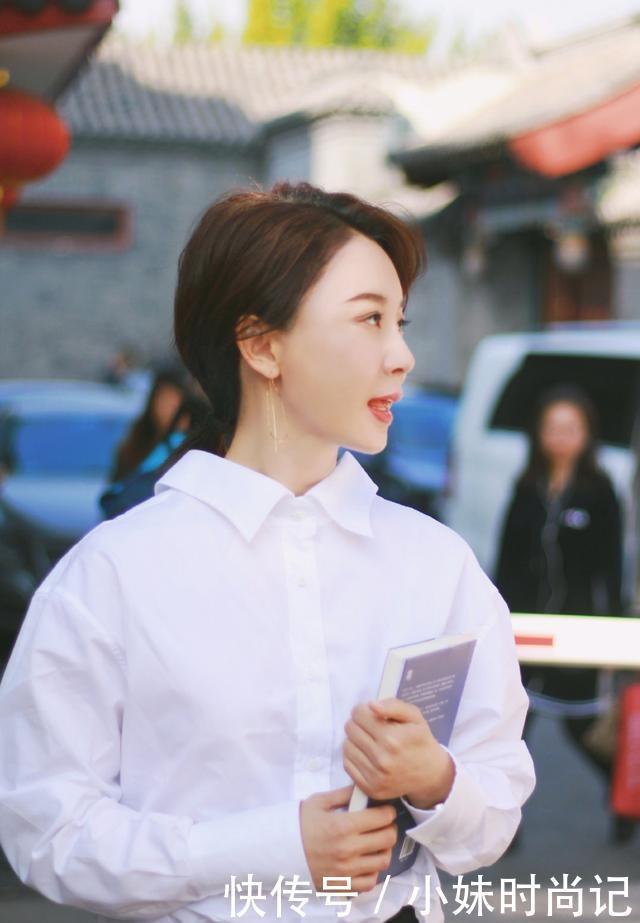 陈数真|姐姐把白衬衫穿出了新高度,扎低马尾超时髦,红色眼镜俏皮又减龄