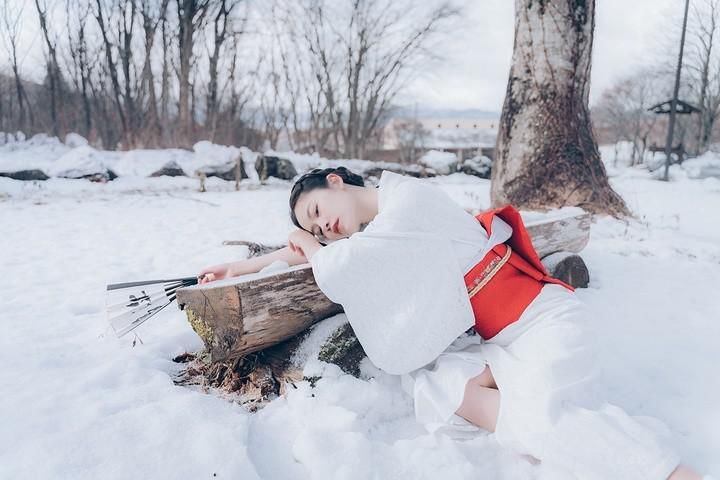  下雪|雪花说，每到冬天等下雪 也等你