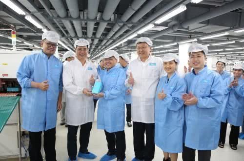 美国|扣押华为物资，在中国执行美国禁令的伟创力，这般下场只能说活该