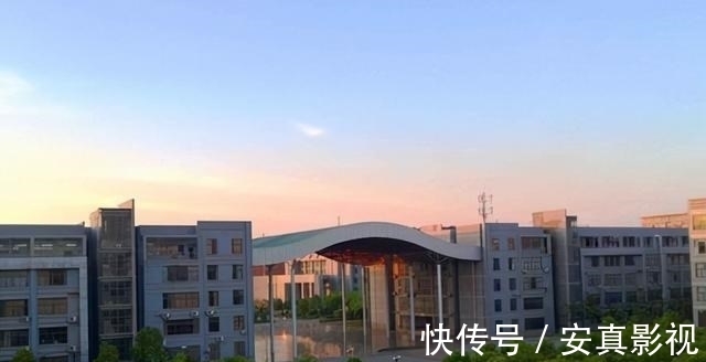 哈尔滨工业大学|对考研生一视同仁的3所985，没有学历歧视，三本生也有机会被录取