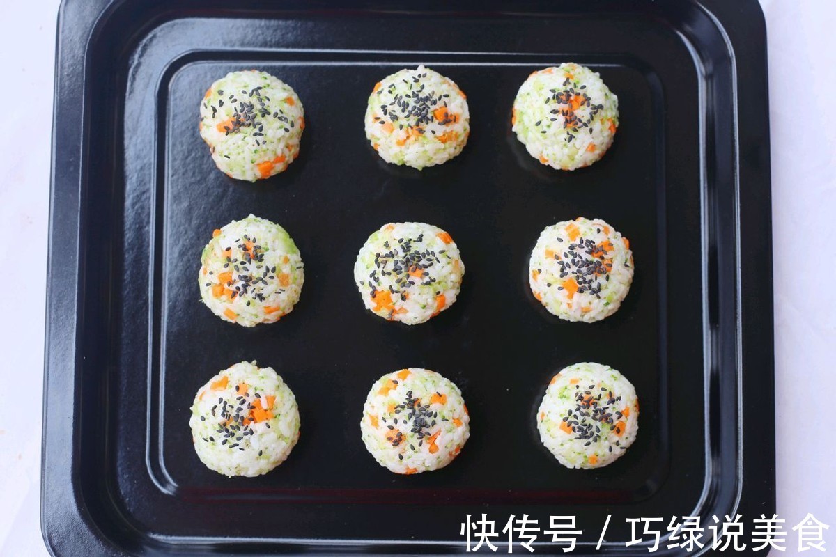 孩子不爱吃饭，试一试这道饭团，营养丰富，让孩子爱上吃饭
