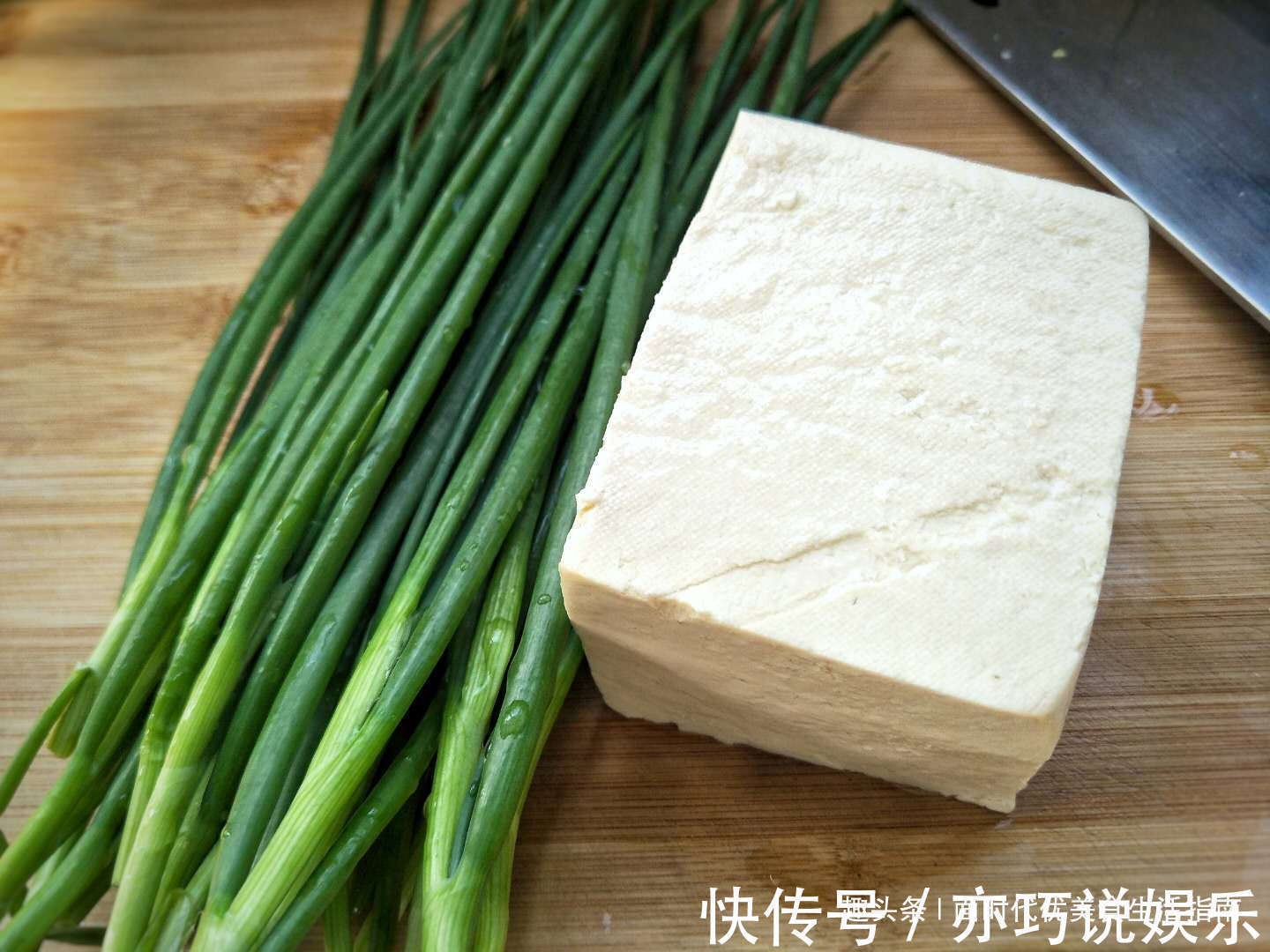 这道早点酥脆好吃,比包子简单,比饺子快手,做一大锅才5块钱