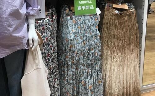 开春穿什么？女人的衣柜永远少一件衣服