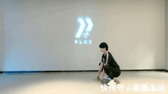 膝盖|如何深蹲不伤膝盖,2000字长文讲透深蹲一个动作,干货