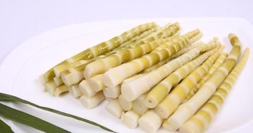 血栓|血栓的“元凶”终于找到了,远离血栓,三种食物最好撤下餐桌