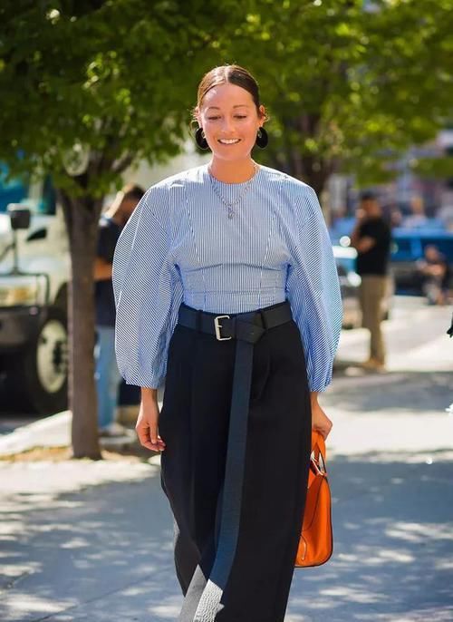  显土|女生穿阔腿裤时，尽量少搭这4款上衣，特别第3种，廉价还显土