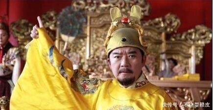 得知害死“张无忌”的真凶,朱元璋勃然大怒,然后封凶手为侯爵!