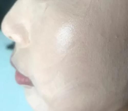 底妆|震惊|这奇怪的化妆法连我们都差点信了!!!!!!!