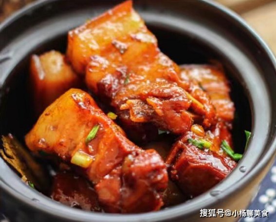 做红烧肉别再焯水！原来一直做错了，学会这招，红烧肉又香又嫩