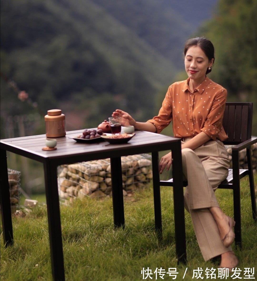 白色衬衫|40岁女人这样穿,不仅时尚减龄还超有女人味,优雅大气更显气质