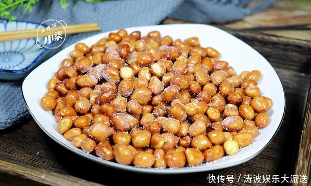  花生米|炸花生米时，好多人先放油都错了，多加这一步，放一周都不会潮