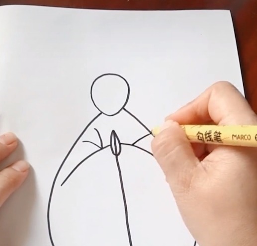 大白#美术生作画神脑洞,开始像大白,接着是瓢虫,看到成画懵圈了