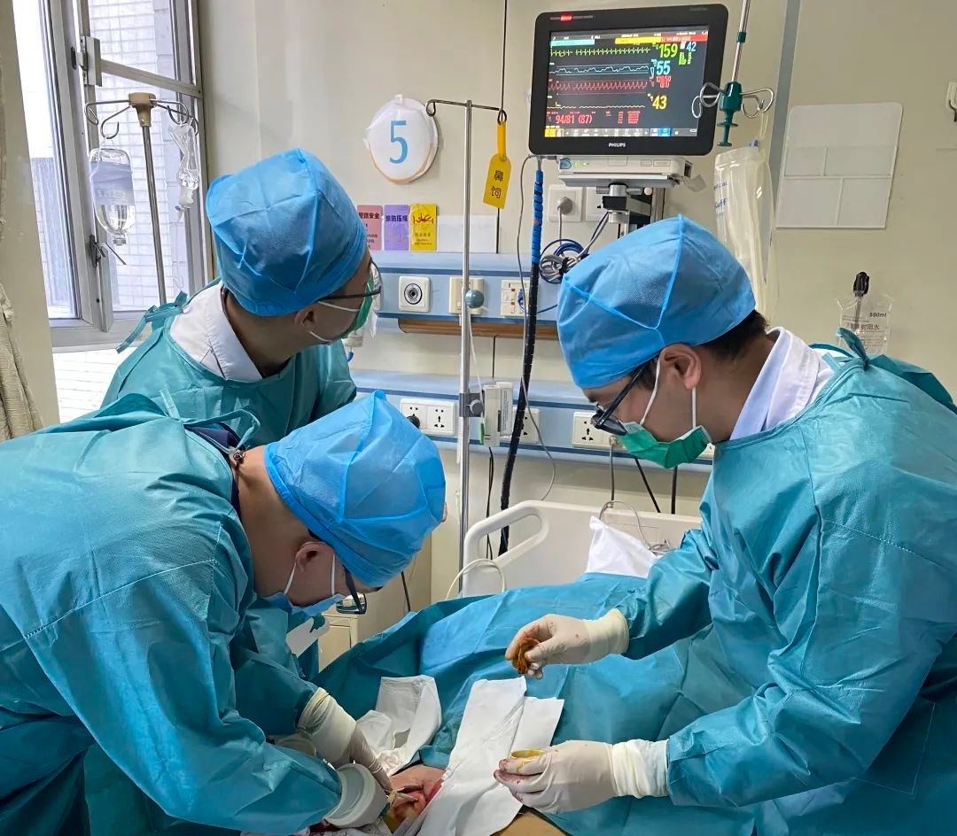ecmo|北京医院多学科团队应用V-AECMO成功挽救年轻小伙儿生命