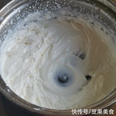 砂糖|妈妈最拿手的生椰拿铁蛋糕，被我偷学到了
