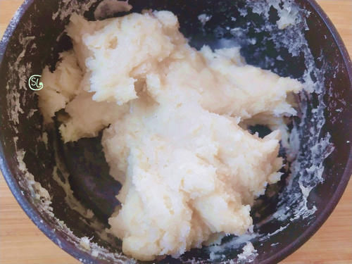 脆皮糖糕在家做，只要掌握3个技巧，个个空心不露馅，外皮酥脆