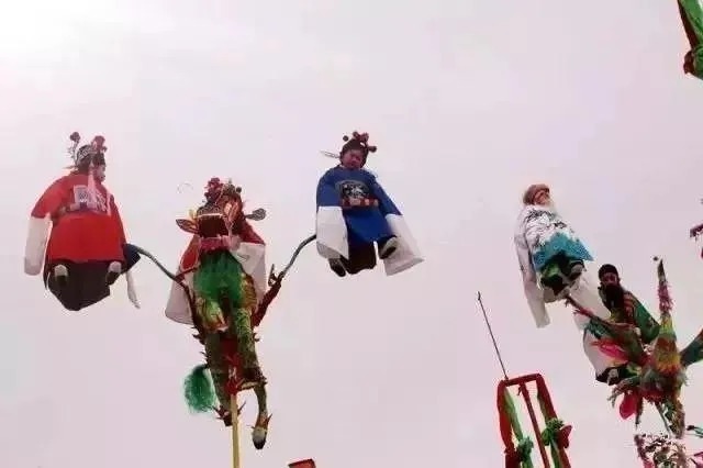 空中|高台有种表演被称为“空中芭蕾”,您看过吗