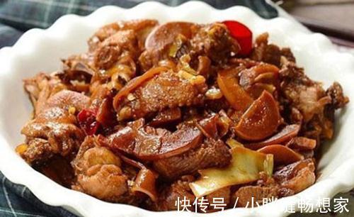 辣炒鸡腿肉|美食推荐辣炒鸡腿肉、酸豆角炒肉、肉末豆角、酸笋鸭的做法