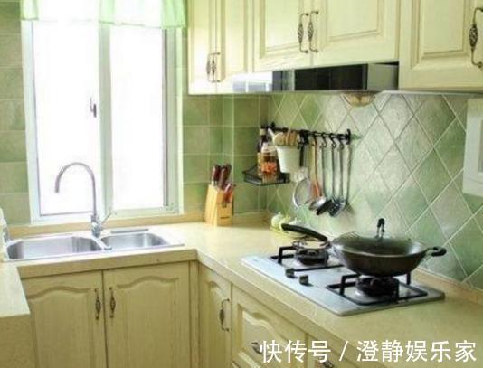 床具|23岁女儿买下65㎡小户型，装修出''绿色田园''风，羡煞同龄人