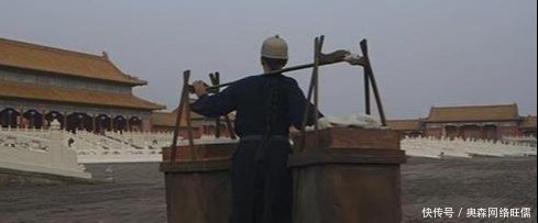 大清小贩卖馒头,生意不知不觉地做到了紫禁城,且一做就是一年多