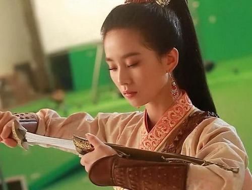 朱元璋|600年前的公主墓被发现,墓中竟有活人居住,还睡在公主的棺材上