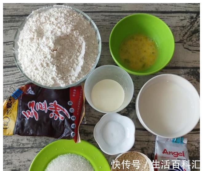 芝麻|在家做香甜软糯芝麻豆沙面包，干净卫生0添加剂，孩子老人都爱吃