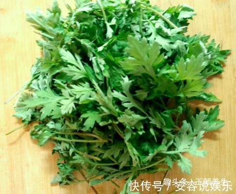 艾草|立秋后，鸡蛋和此物一起吃，湿气没了，睡眠好了，女人最不能错过