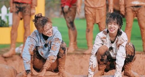 跑男 Angelababy和宋雨琦撕上热搜了,baby和跑男闹掰了?