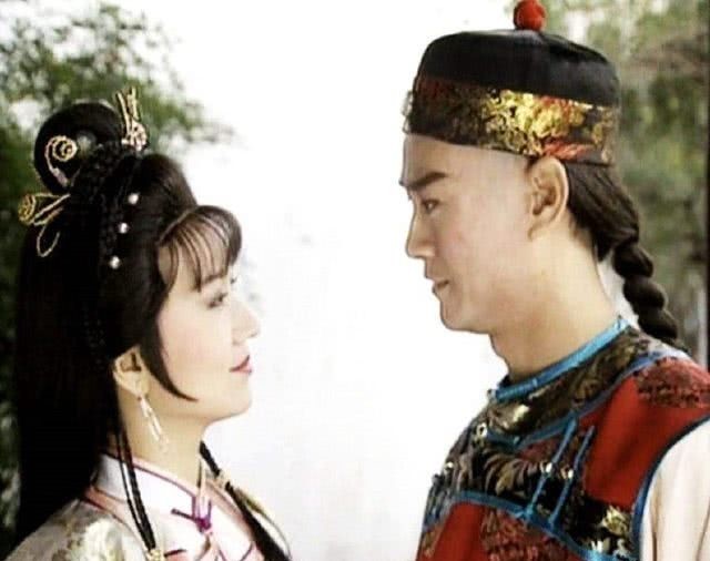 且慢|乾隆殿试出一绝妙上联,考生答不上撒腿就跑,乾隆:且慢,状元是你的了!