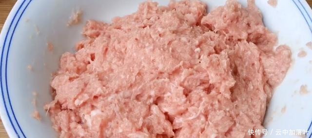 這樣做瘦肉很美味,做法簡單,吃起來Q彈爽滑,一次可以吃兩大碗