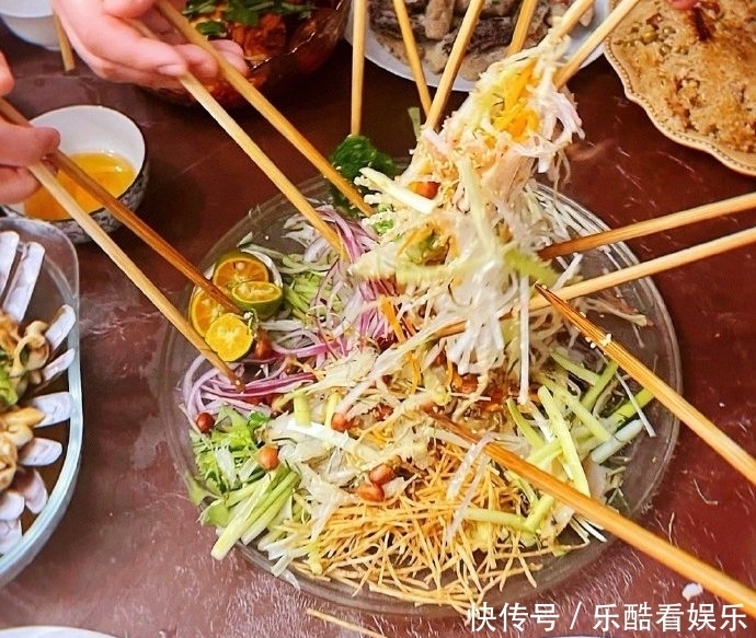 中薪|晒网友们的年夜饭,争奇斗艳有特色,最后一个“风生水起”特牛!