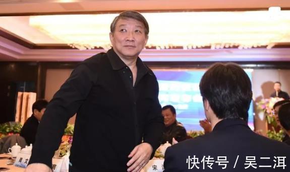 欠薪|巩晓彬辞职,前国家队主帅入驻,“地震”后山东男篮将走向何方?