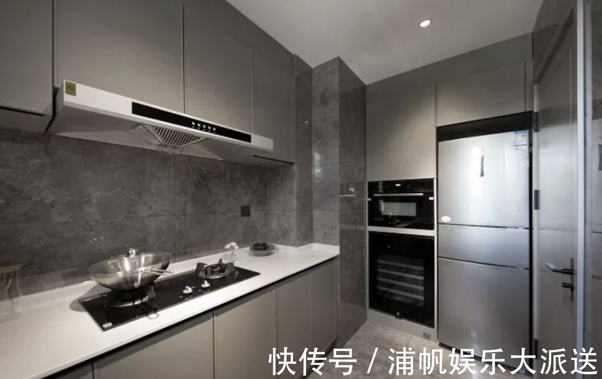 技巧|厨房面积小别乱装,资深设计师教你5招收纳技巧,再也不愁面积小