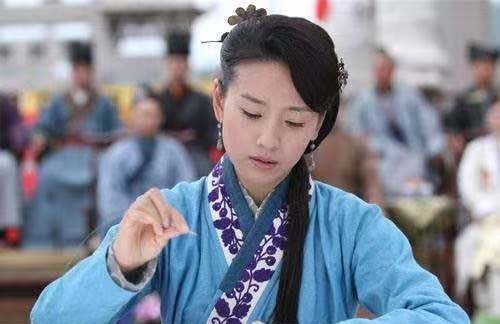 县太爷!民国奇事:地主非礼绣娘,5日后离奇身亡,县太爷没查到凶手