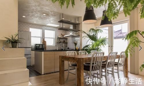 绿植|300㎡的农村别墅,光硬装就花了45w,最爱院子里的阳光花房!